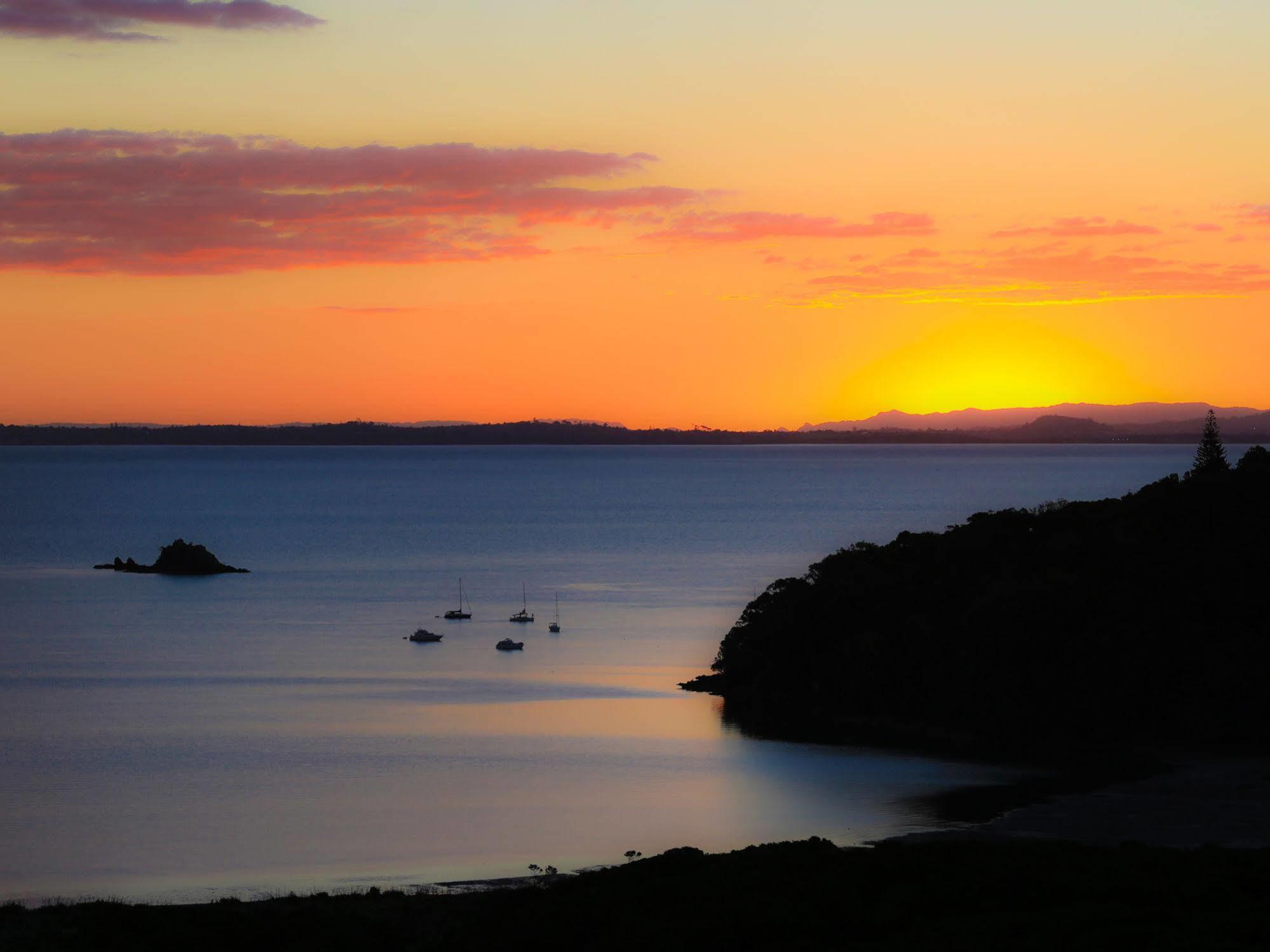 Koi Roc Waiheke Island Accommodation Buitenkant foto